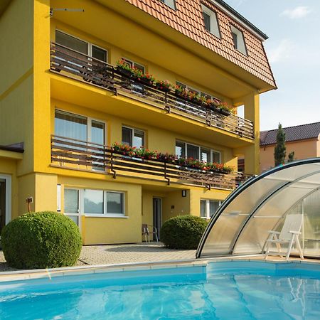 Pension Primus Beroun  Εξωτερικό φωτογραφία