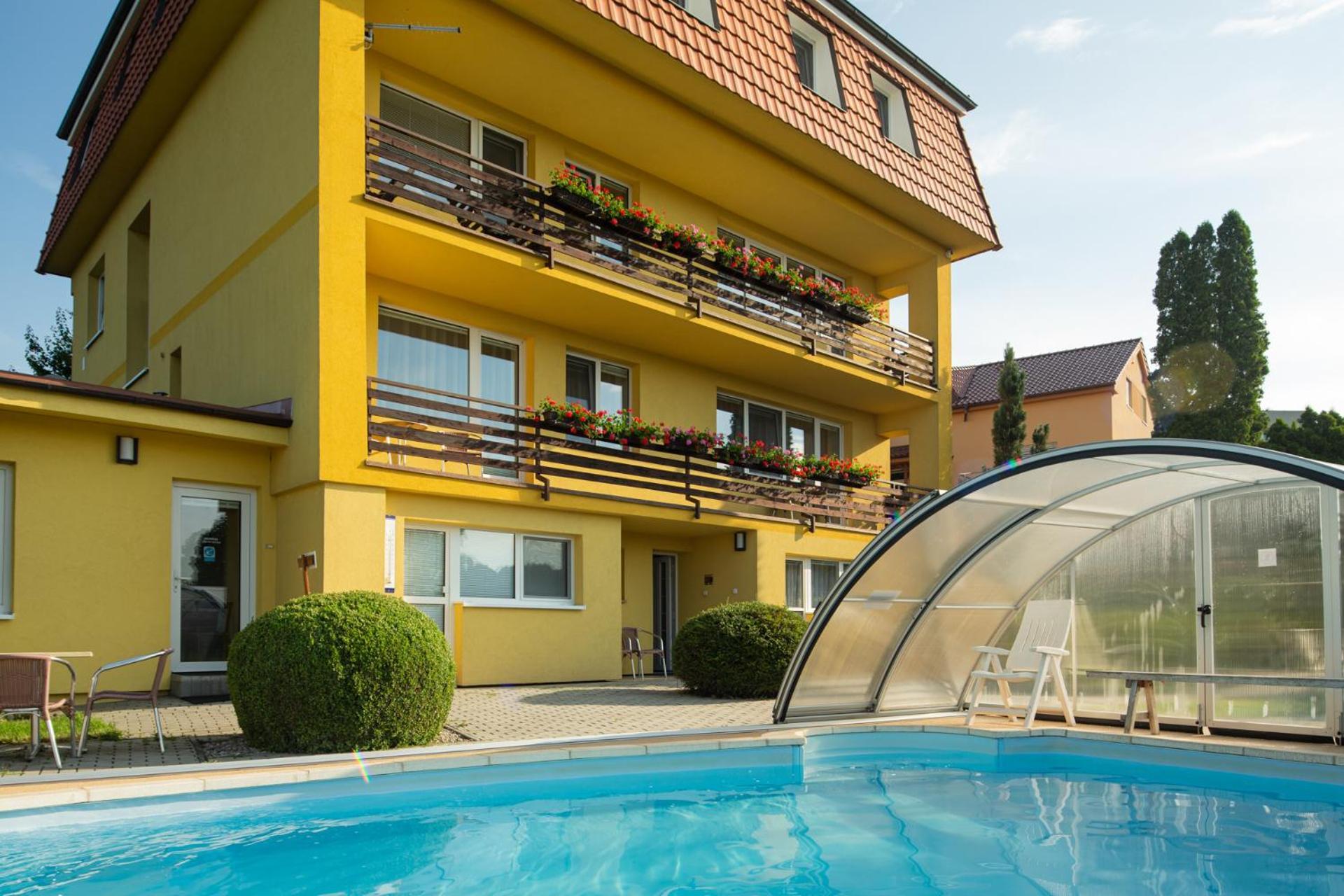 Pension Primus Beroun  Εξωτερικό φωτογραφία